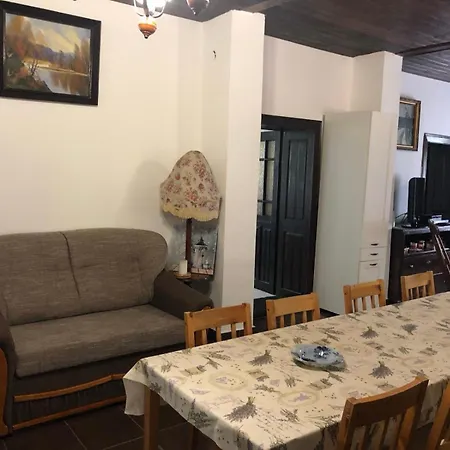 פארק נופש Piros Tanya Es Vendeghaz Nyíregyháza
